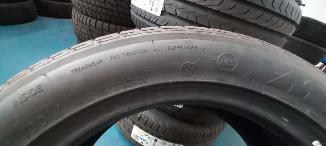 Maxxis M36 Victra RunFlat 245/50 R18 100W