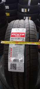 Kumho Ecsta HS52 235/55 R17 103W