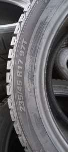 Kumho WinterCraft Ice Wi32 235/45 R17 97T