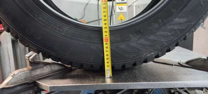 Ikon Nordman 8 SUV 225/60 R18 104T