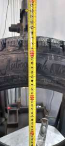 Ikon Tyres (Nokian) Autograph Ice 9 SUV 235/55 R19 105T