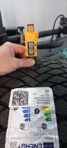 Maxxis Premitra Ice SP5 SUV 235/50 R19 103T