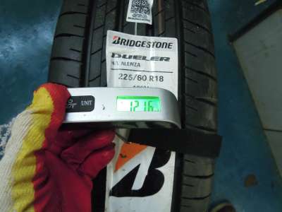 Bridgestone Alenza H/L 33 225/60 R18 100H