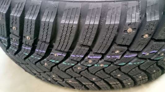 Continental ContiIceContact 3 SUV 255/55 R18 109T