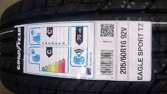 Goodyear Eagle Sport TZ SUV 215/55 R18 99V