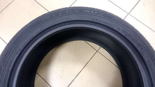 Roadstone N`Fera AU5 215/55 R17 94W