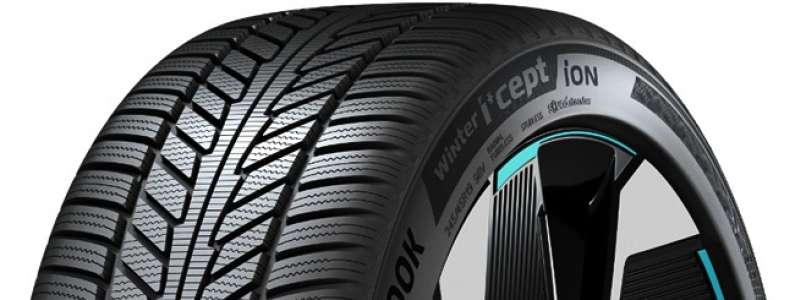 Hankook iON i*cept IW01A 215/55 R18 95H
