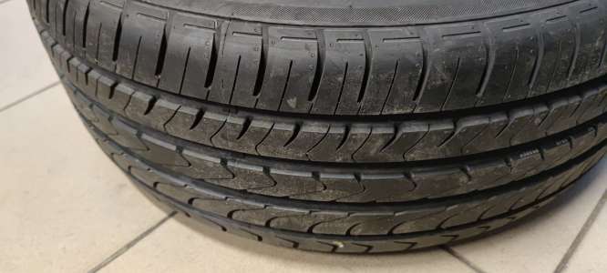 Maxxis M36 Victra 245/40 R18 93W