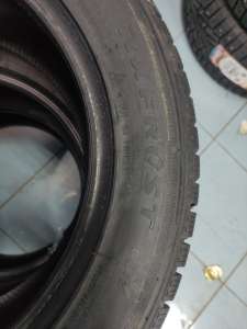 Roadx Frost WH12 235/55 R17 99V