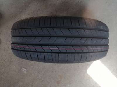 Kumho Ecsta HS52 195/55 R15 85V купить в Москве, летняя шина - цены в ...