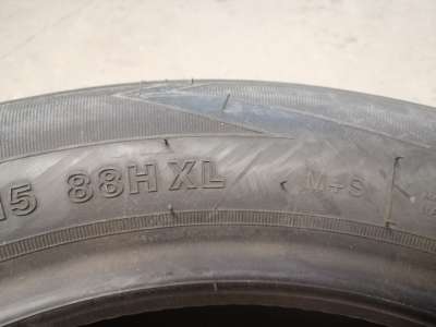 Roadmarch Prime A/S 185/60 R15 88H