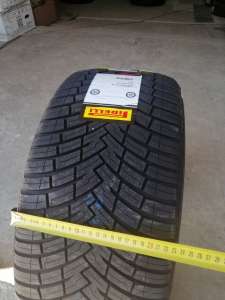 Pirelli Cinturato All Season SF2 245/40 R18 97Y