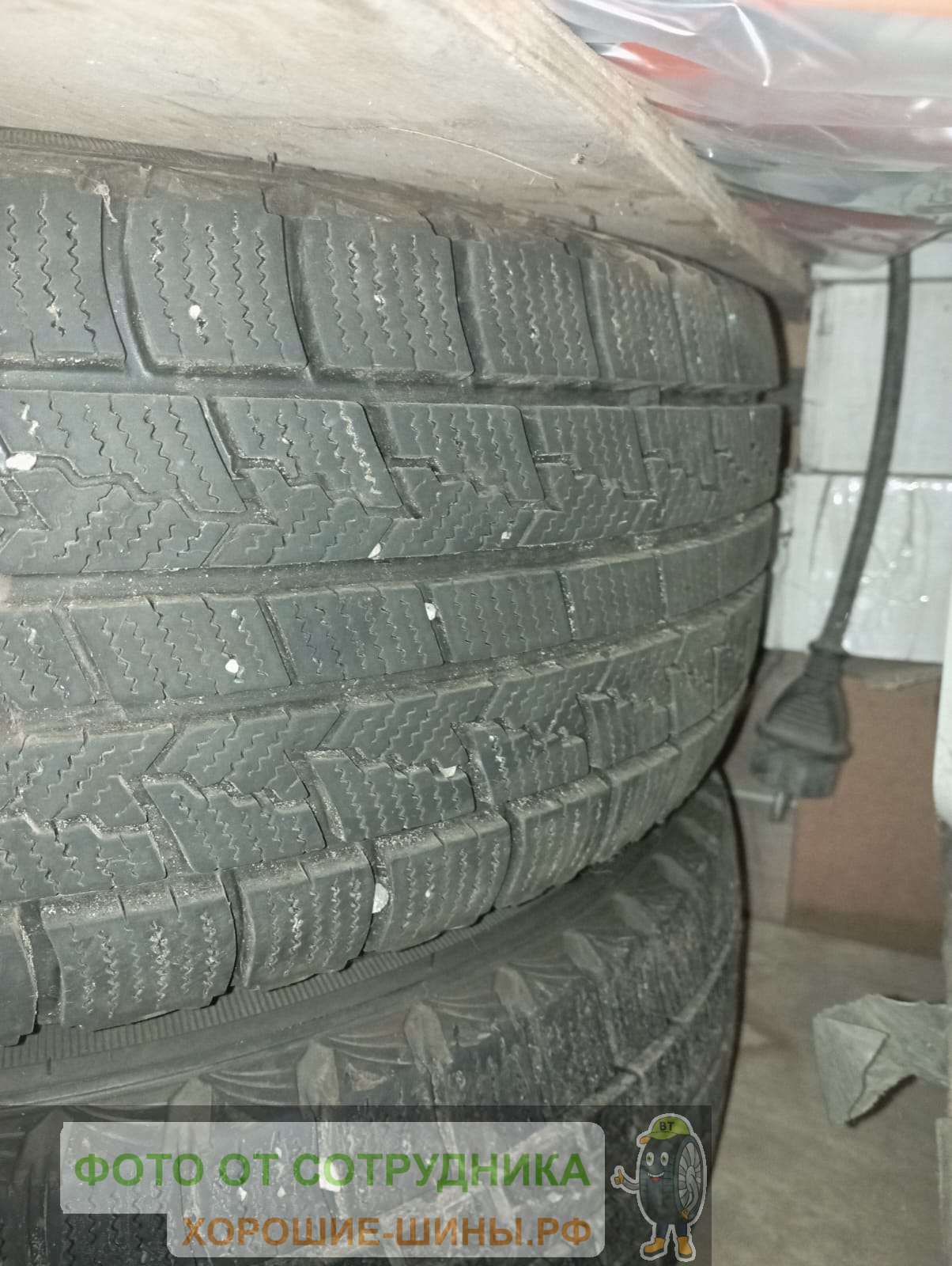 Roadstone Winguard Ice SUV 225/60 R17 103Q купить в Москве, зимняя шина -  цены в шинном центре BS-Tyres